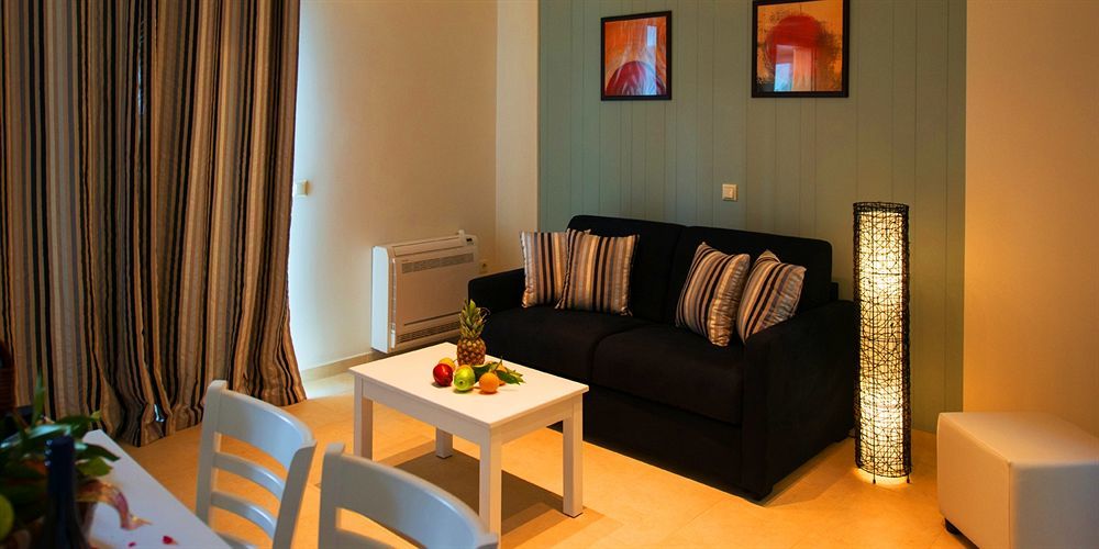 Mantinia Bay Hotel Kalamata Dış mekan fotoğraf